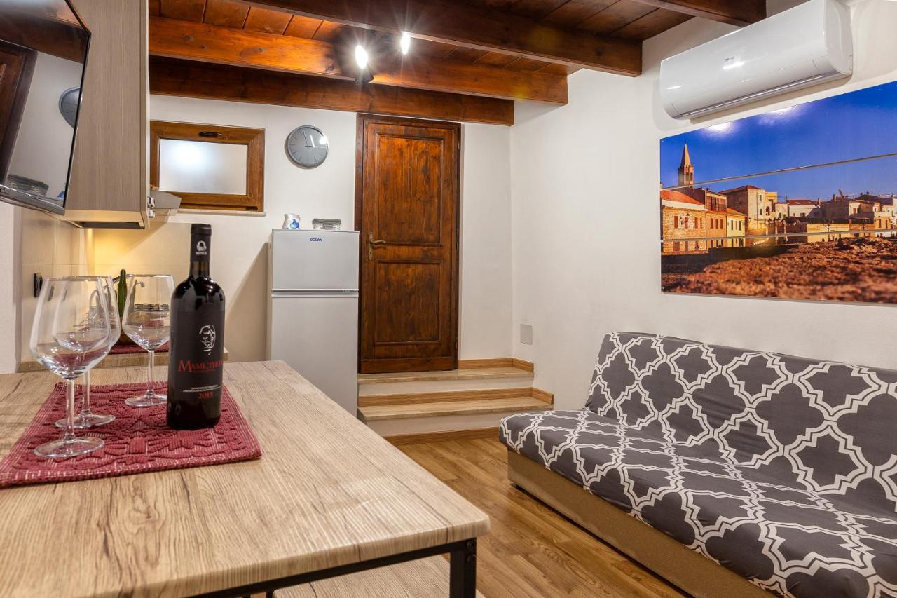 Zia Bi Apartment